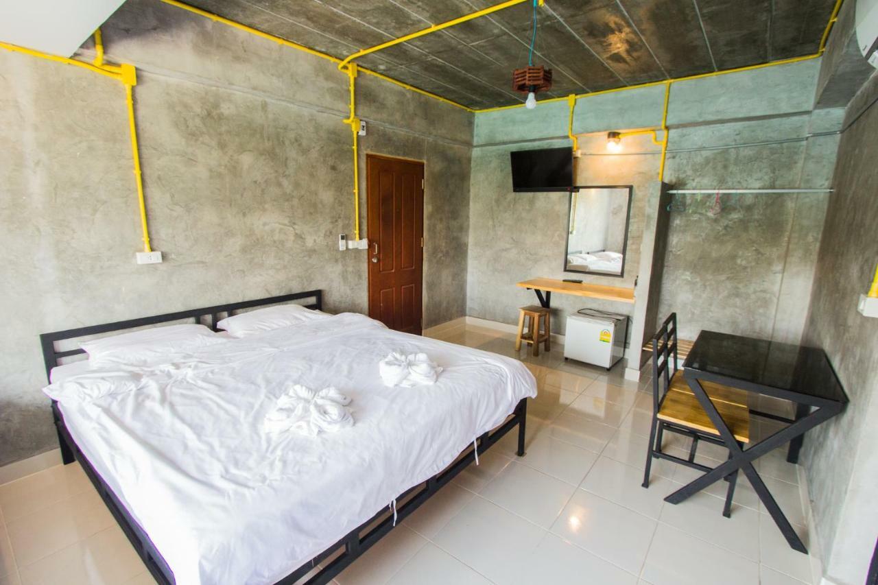 The Sky Loft Hotel Pathum Thani Εξωτερικό φωτογραφία