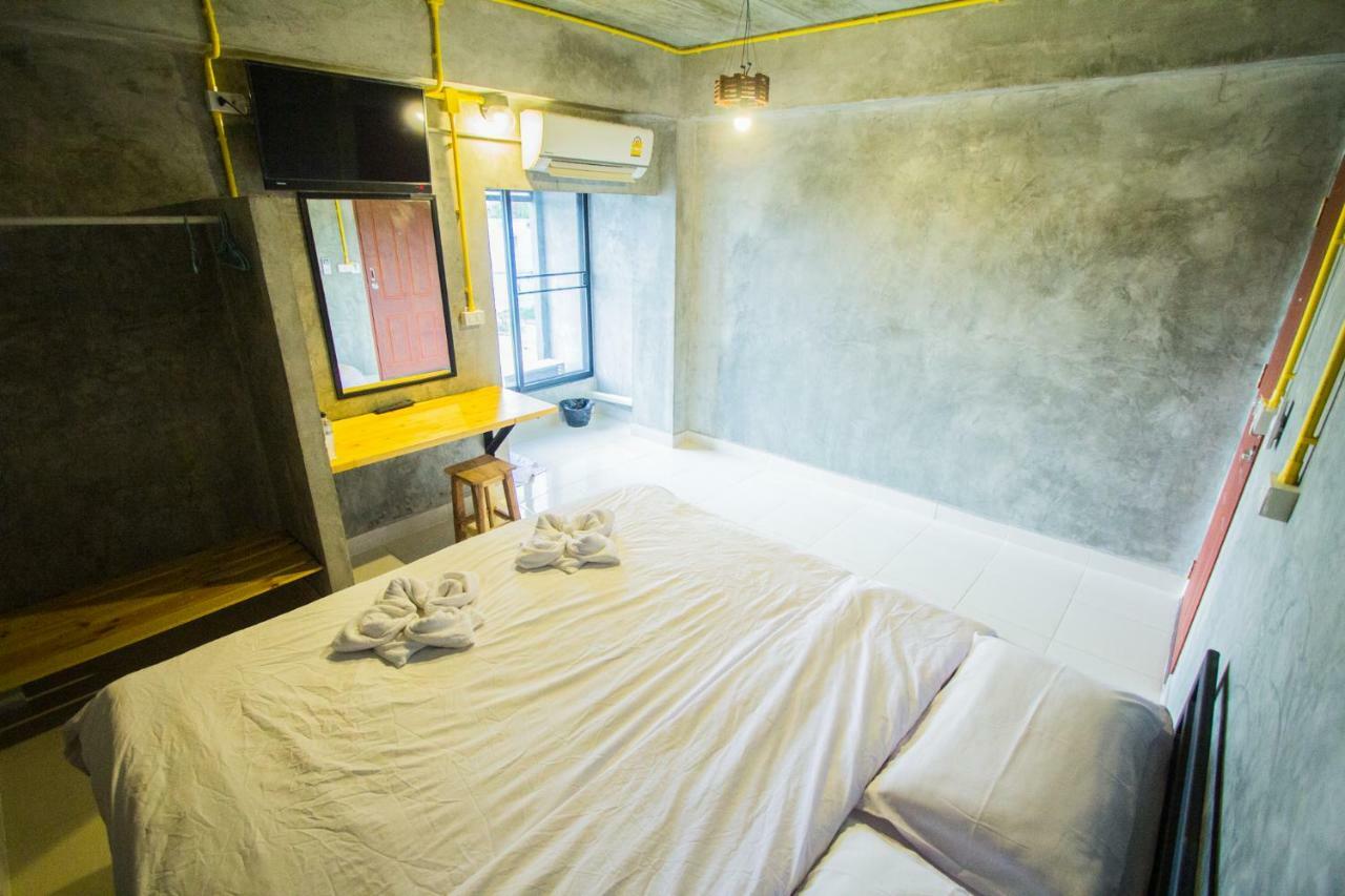 The Sky Loft Hotel Pathum Thani Εξωτερικό φωτογραφία
