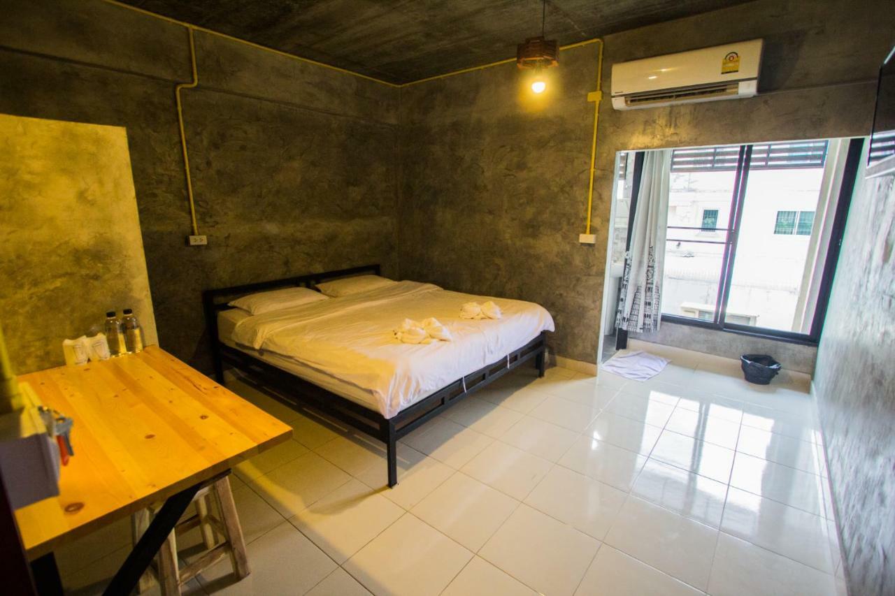 The Sky Loft Hotel Pathum Thani Εξωτερικό φωτογραφία