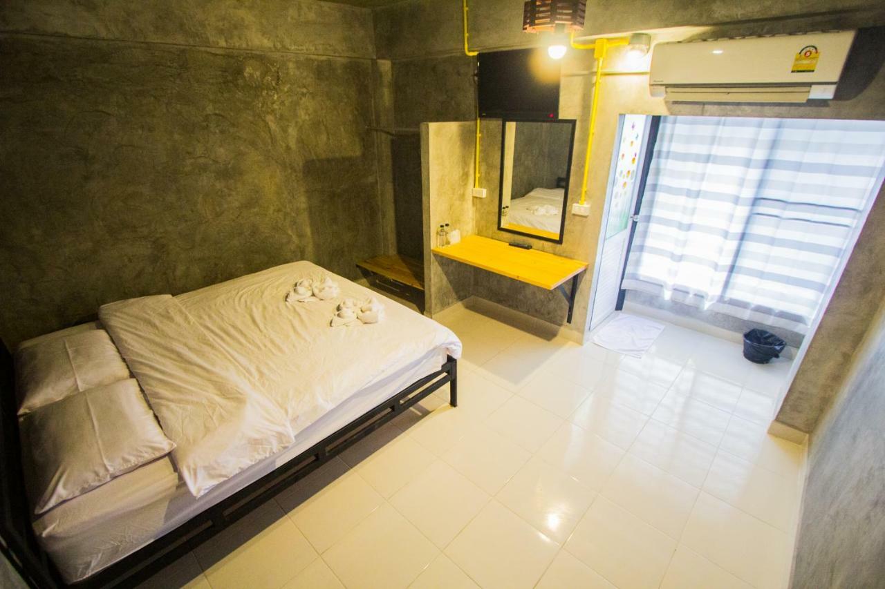 The Sky Loft Hotel Pathum Thani Εξωτερικό φωτογραφία
