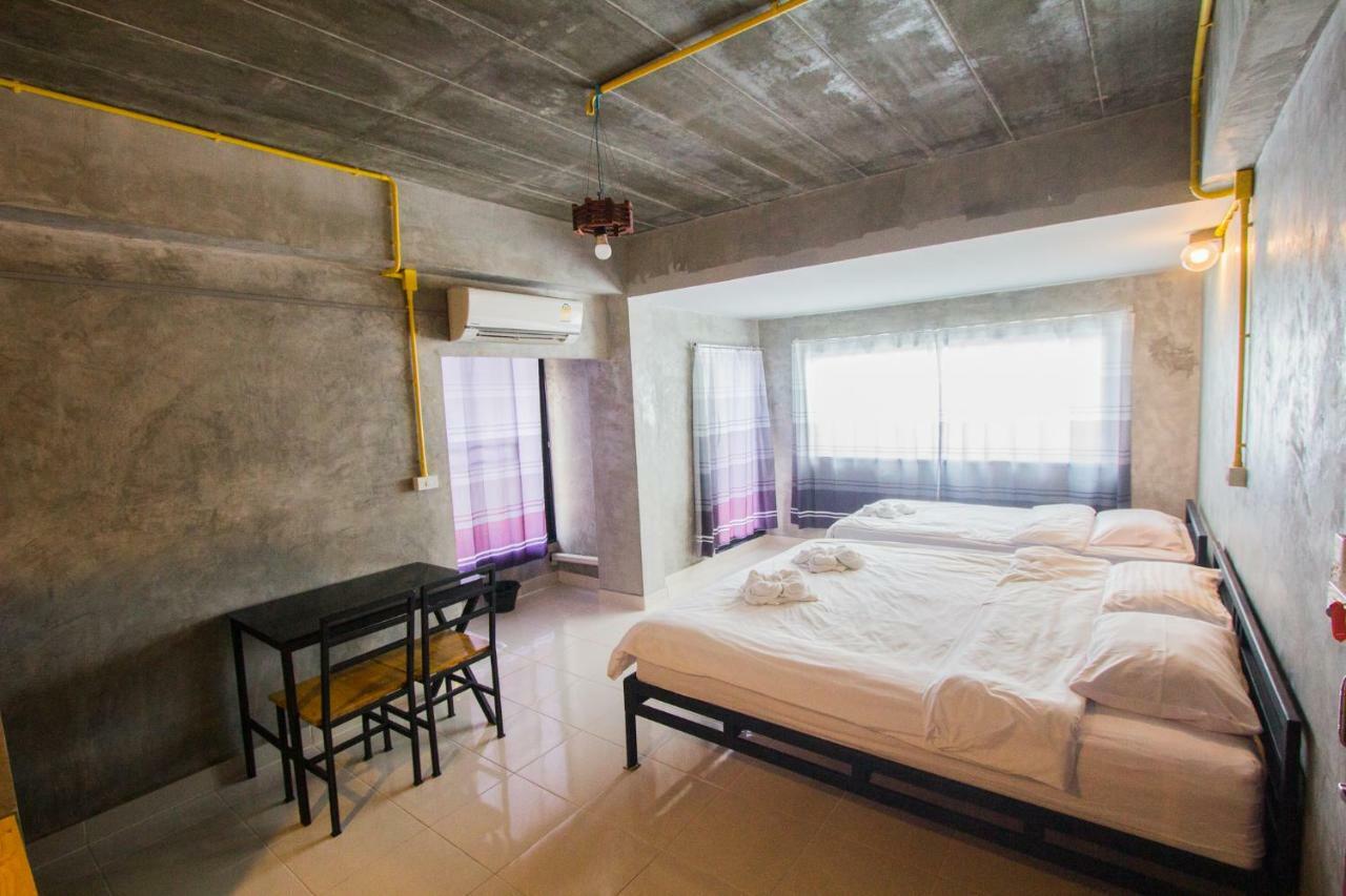 The Sky Loft Hotel Pathum Thani Εξωτερικό φωτογραφία