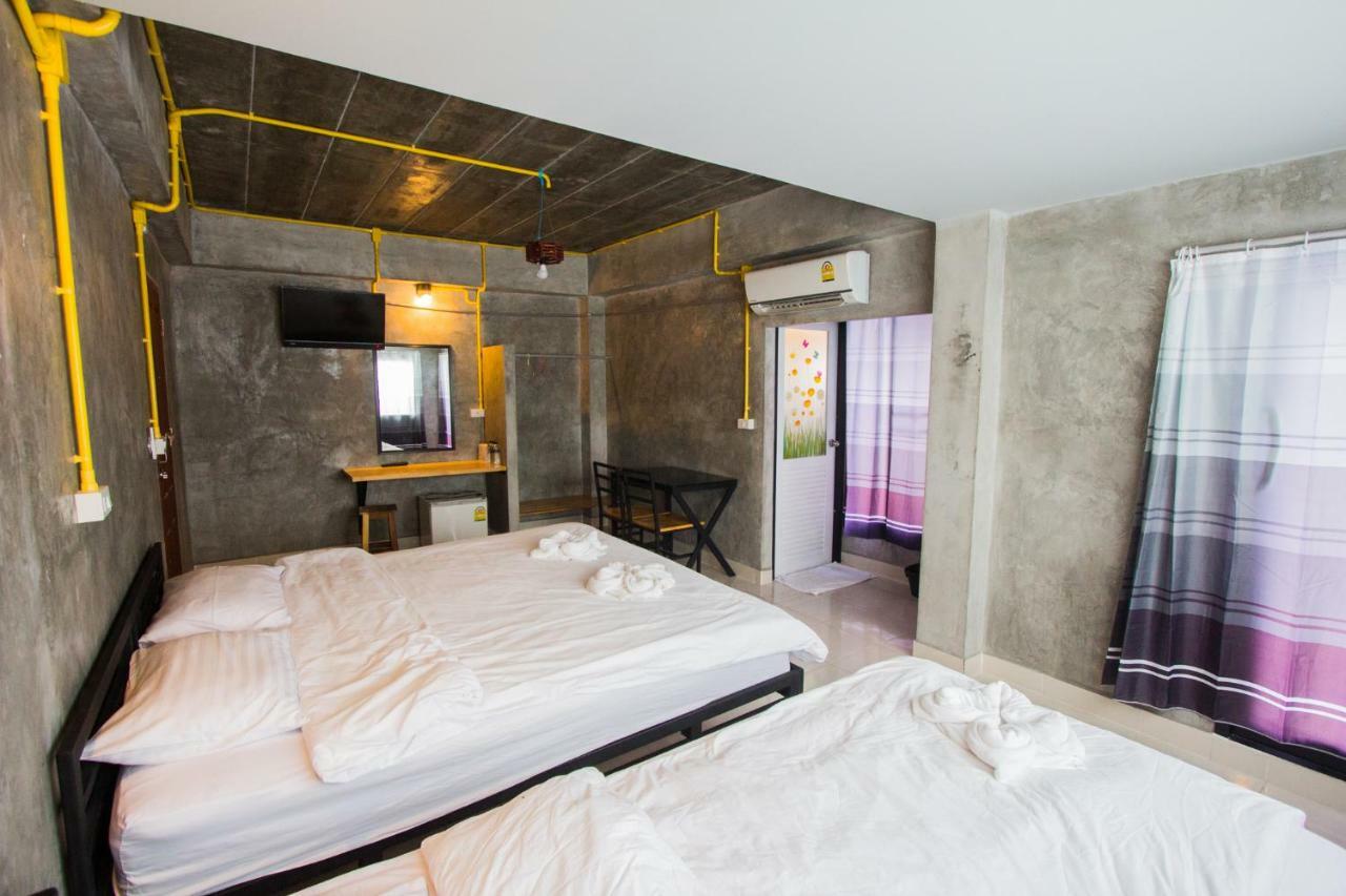 The Sky Loft Hotel Pathum Thani Εξωτερικό φωτογραφία