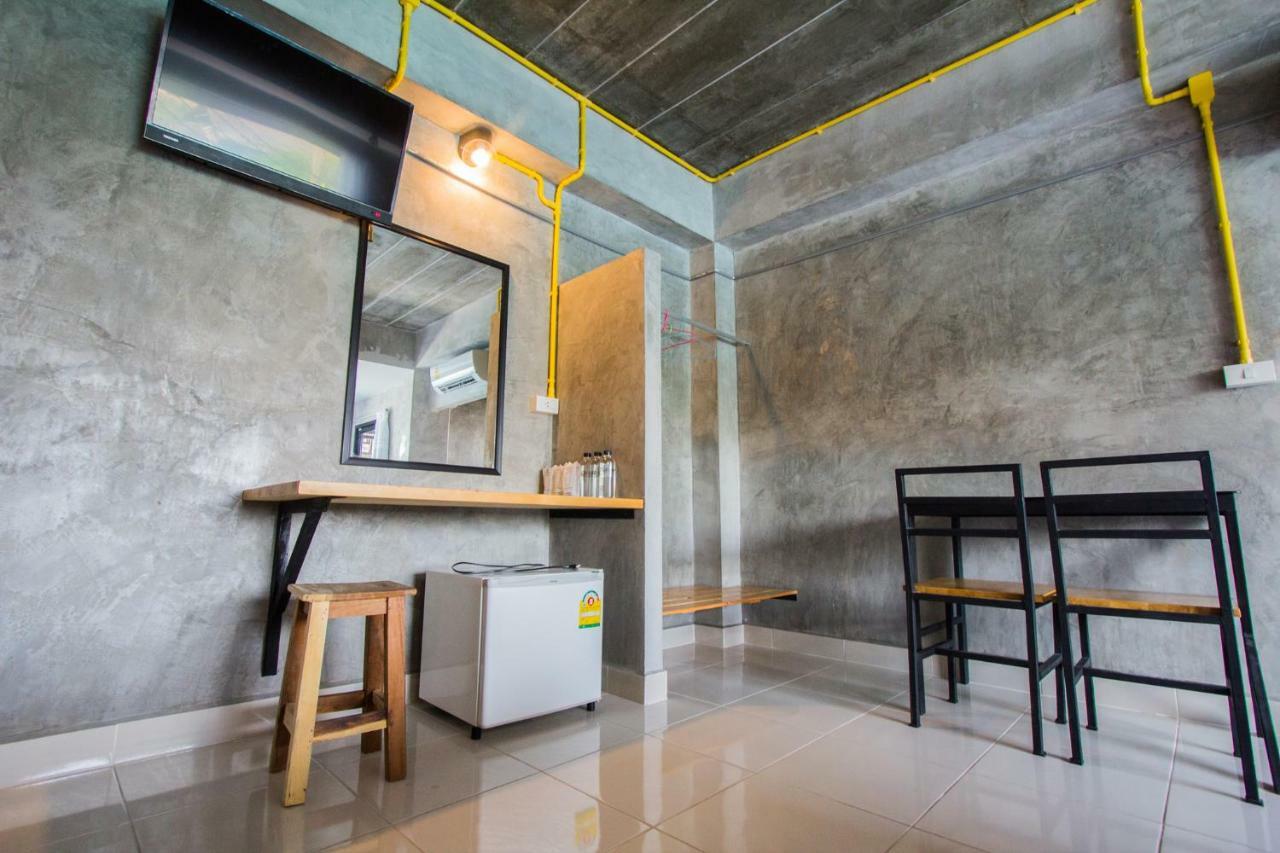 The Sky Loft Hotel Pathum Thani Εξωτερικό φωτογραφία